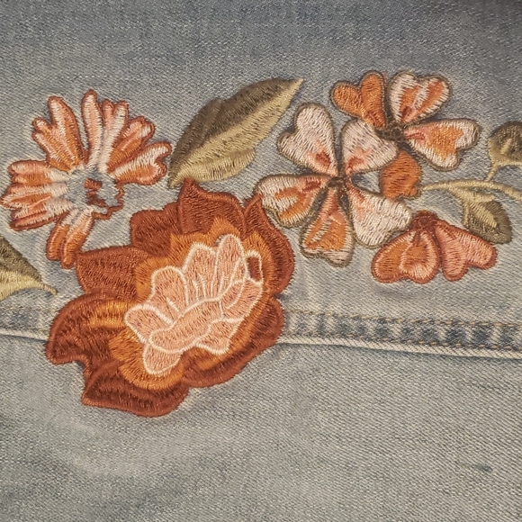 Guess Denim Mini Skirt - Picture 4 of 6